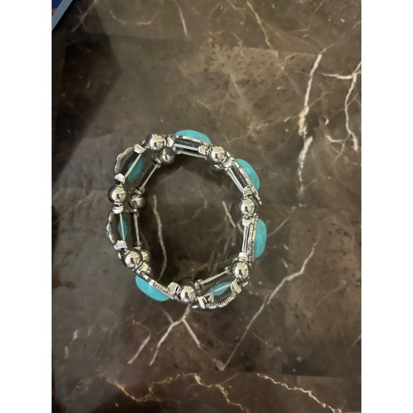 Chunky bracelet Vintage style statement turquoise blue silver  boho bracelet - Picture 5 of 6